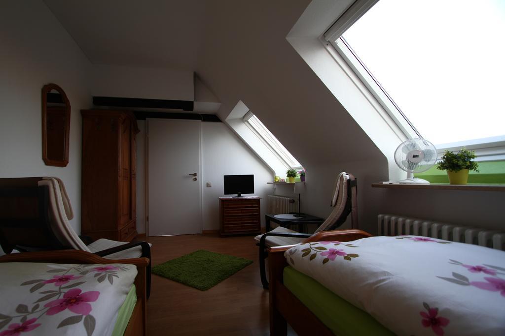 Christianes Gaestehaus Dusseldorf Luaran gambar